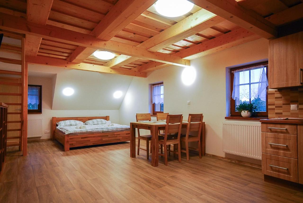 Apartmany Studeny Kunratice  エクステリア 写真